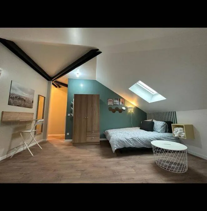 Photo 1