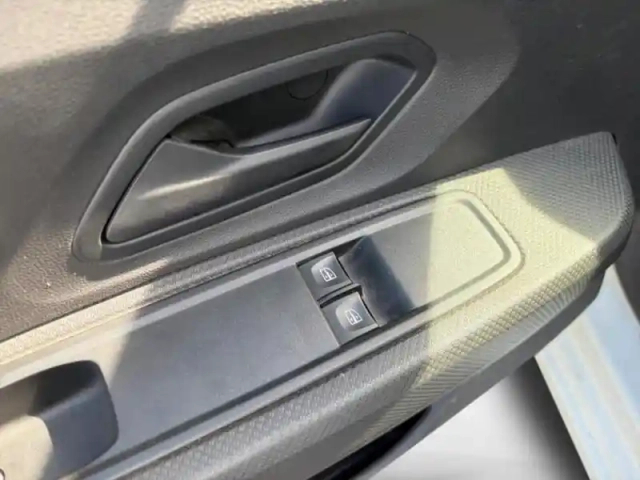 Dacia Sandero 1.0 eco-g 100ch essential — photo 15