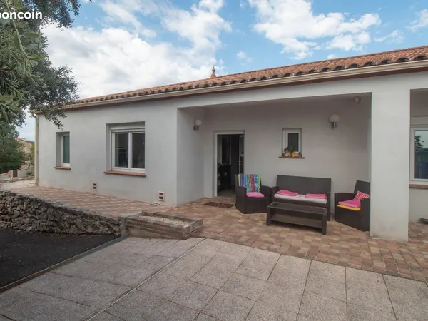 Grande maison avec 2 habitations