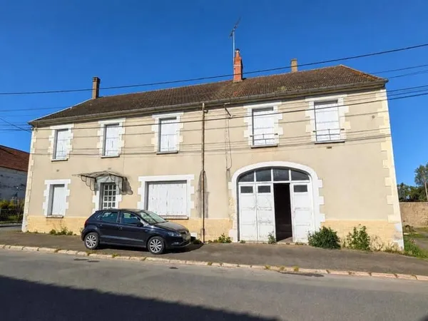 Maison 11 pièces 236 m²