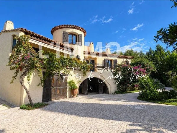 Maison 6 pièces 180 m²
