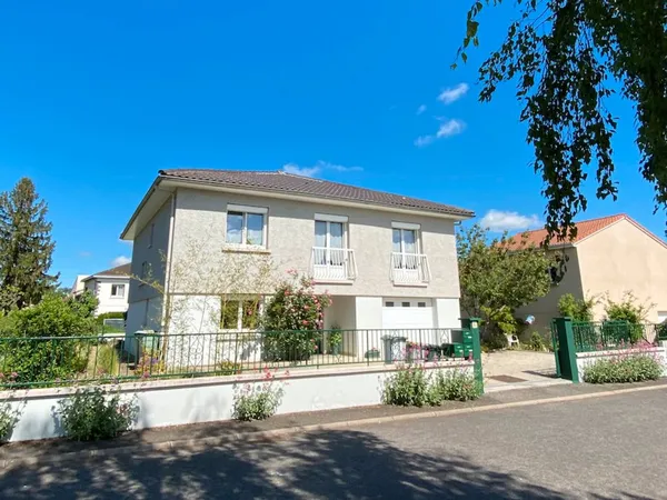Maison de 158 m² en très bon état à Aubière, proche de l'université et des commerces