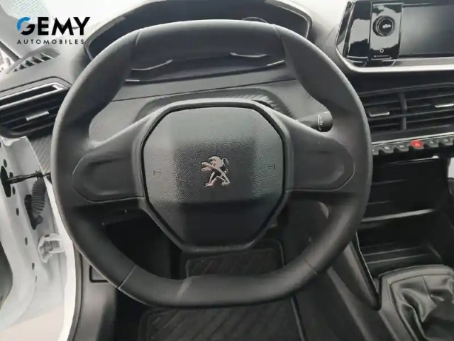 Peugeot 208 puretech 75 s&amp;s bvm5 — photo 13