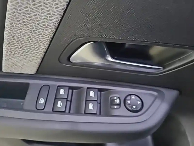 Citroën C4 bluehdi 130 s&amp;s eat8 — photo 56