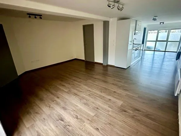 Appartement F3 avec terrasse