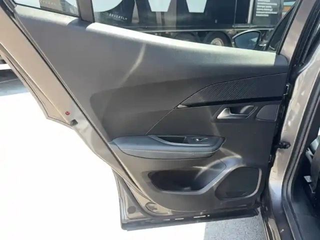 Peugeot 2008 bluehdi 110 s&amp;s bvm6 — photo 22