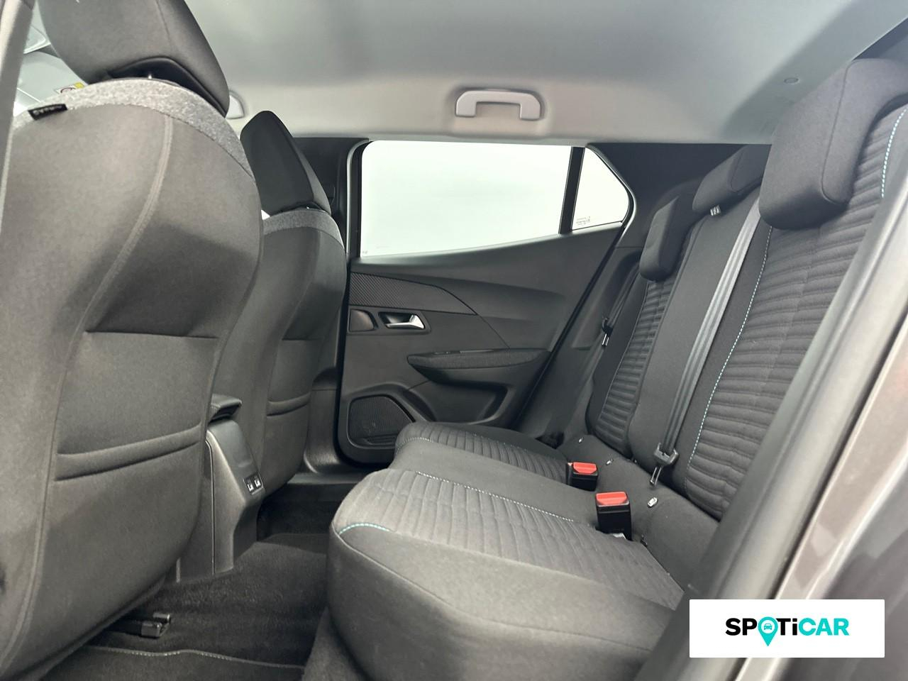 Peugeot 2008 1.2 puretech 130ch s&s style eat8 — photo 10