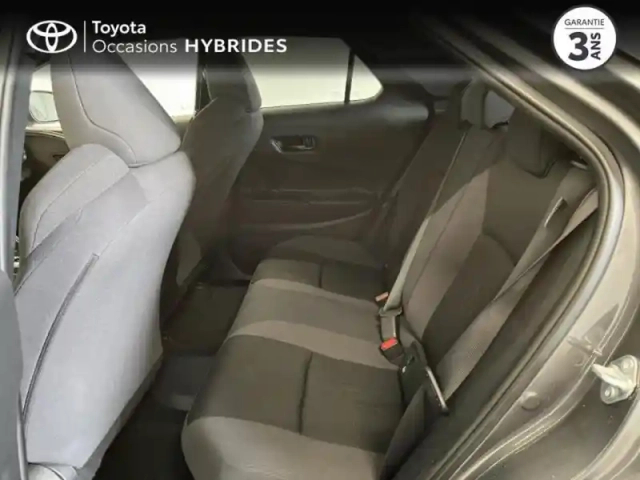Toyota C-Hr 2.0 hybride rechargeable 225ch design my25 — photo 4