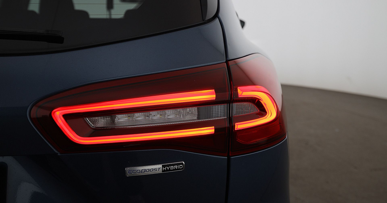 Ford Focus — photo 14