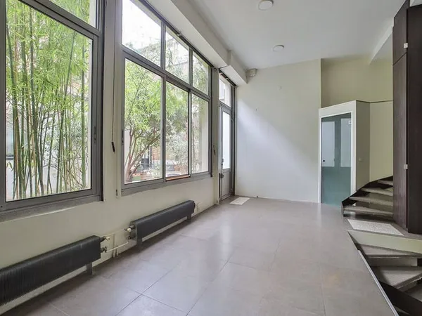 Maison 2 pièces 81 m²