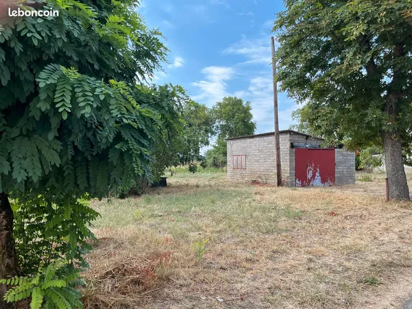 Terrain constructible 863 m2 à Gaillac