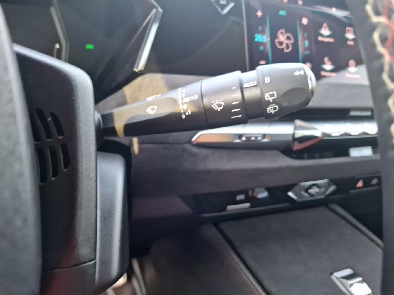 Ds Ds 4 bluehdi 130ch performance line + automatique — photo 17