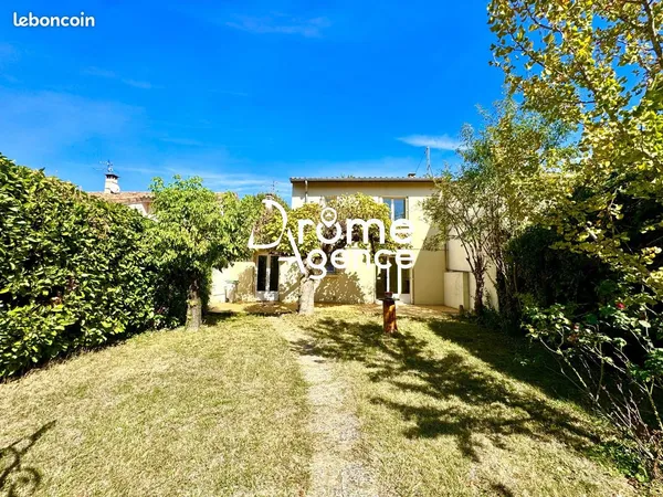 Maison 6 pièces 109 m²
