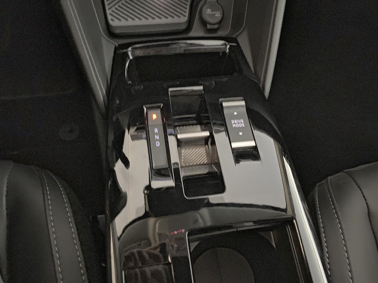 Citroën C4 hybride 145 ch e-dcs6 max — photo 17
