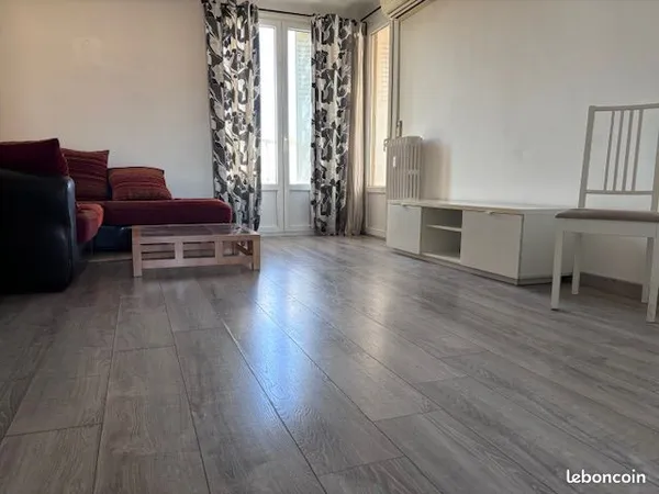 Location T3 Meublé