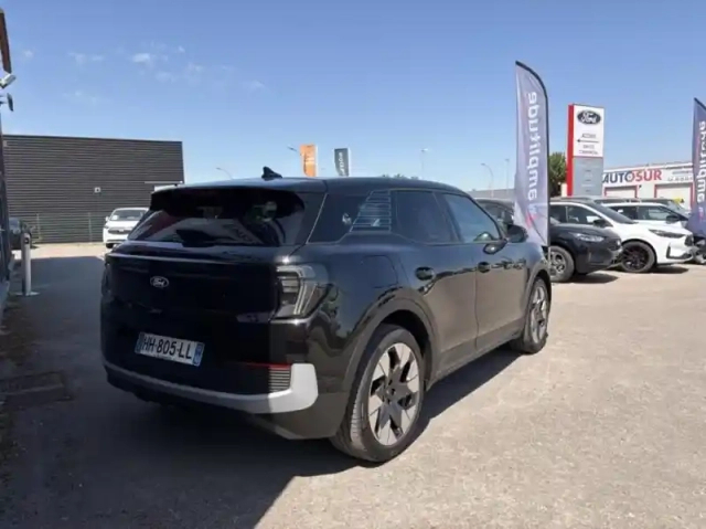 Ford Explorer 286ch extended range 79kwh pack premium rwd — photo 7