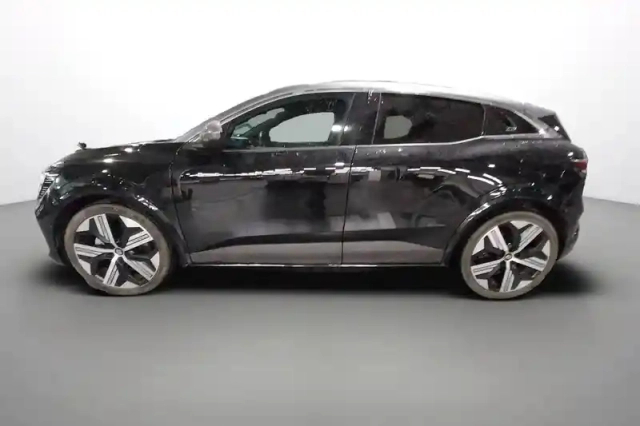 Renault Megane e-tech ev60 220 ch super charge — photo 3