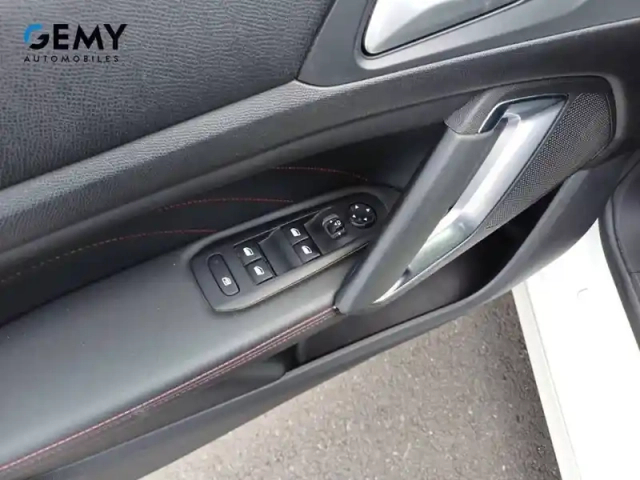 Peugeot 308 puretech 130ch s&amp;s eat8 — photo 14