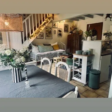 Maison à louer jusqu'au 5 octobre