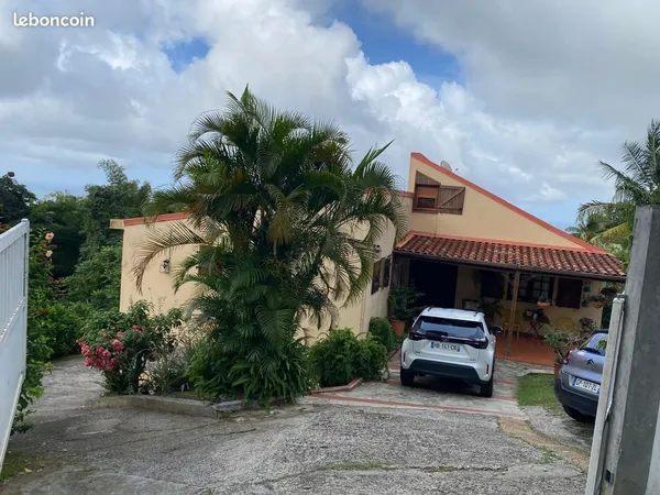 Location villa 4 pièces et un T2