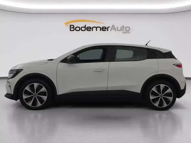 Renault Megane e-tech ev60 130ch super charge — photo 48