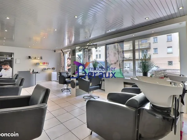 Fonds de commerce, salon de coiffure 61 m² Le Trait