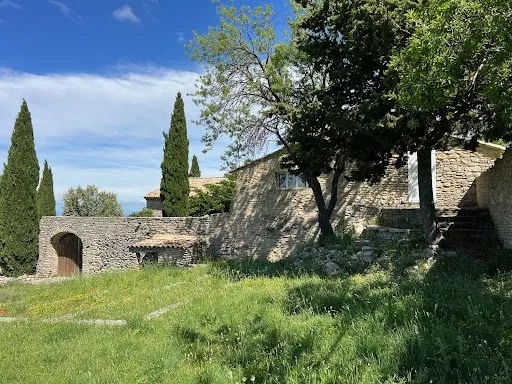 Maison 8 pièces 396 m²