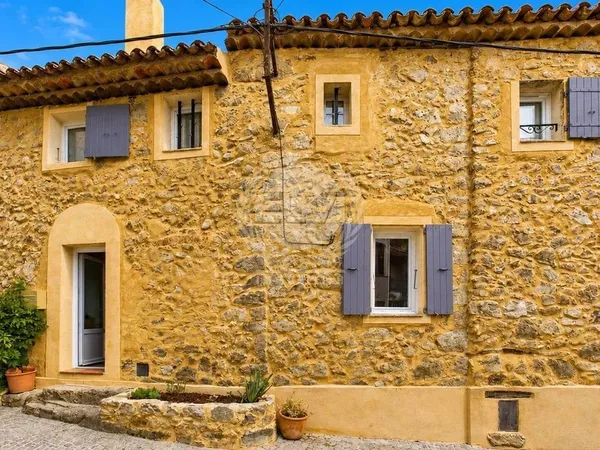Maison à Plan de la tour