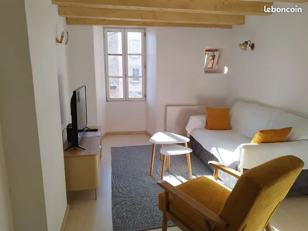 Maison à louer centre ville Langogne