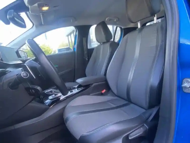 Peugeot 208 ii puretech 100 s&amp;s eat8 allure — photo 19