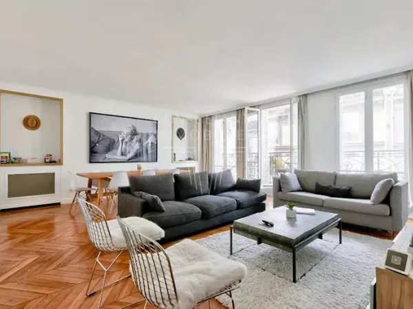 Appartement 5 pièces 137 m²