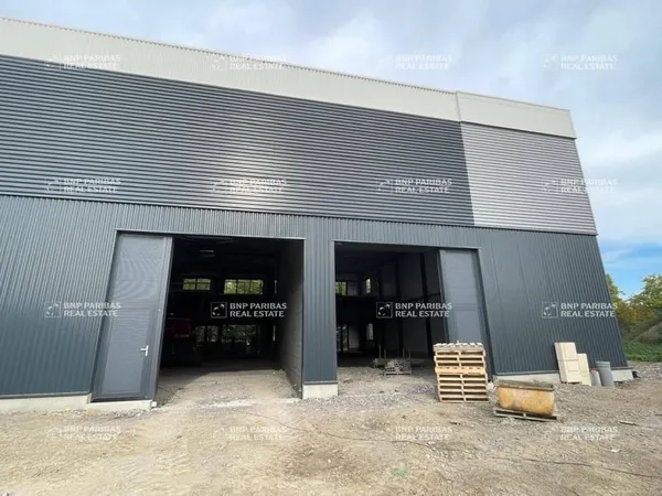 Local d'activité 3762 m²