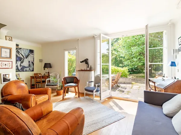 Vends maison - 114 m² - 6 pièces, 4 chambres - La Celle-Saint-Cloud 78170