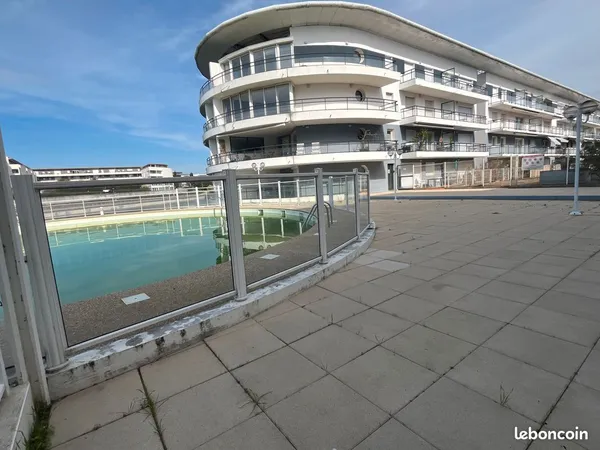 Appartement T2 Minimes avec piscine La rocheliére du lac