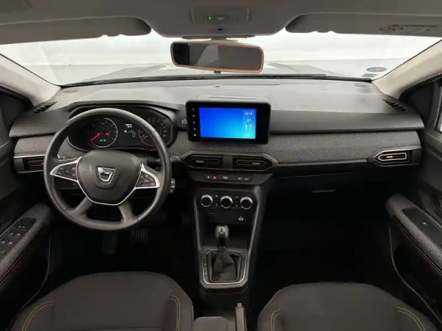 Dacia Sandero tce 90 cvt — photo 8