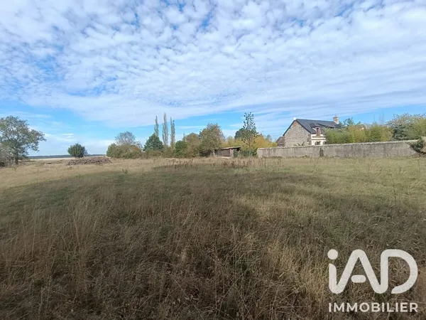 Terrain 2185 m²