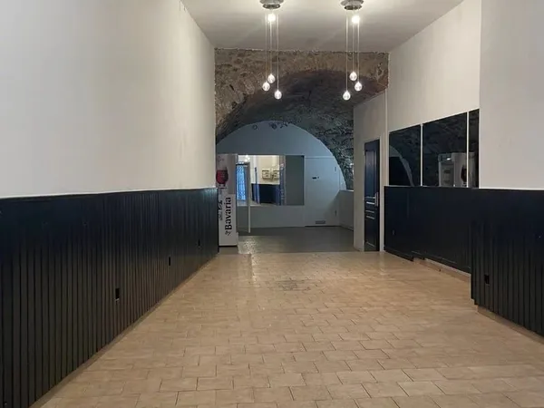 Bureaux 98 m²