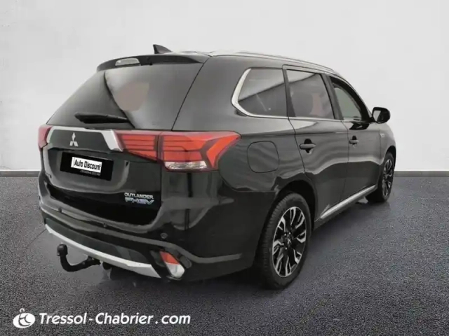 Mitsubishi Outlander 2.0i 200 phev hybride rechargeable essence instyle