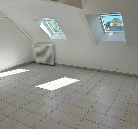 LORIENT T3-T4 Merville Lycée Centre UBS LIBRE de 87 m² utiles