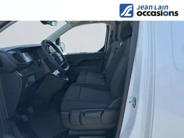 Opel Vivaro fgn diesel 120 ch m manuelle — photo 17