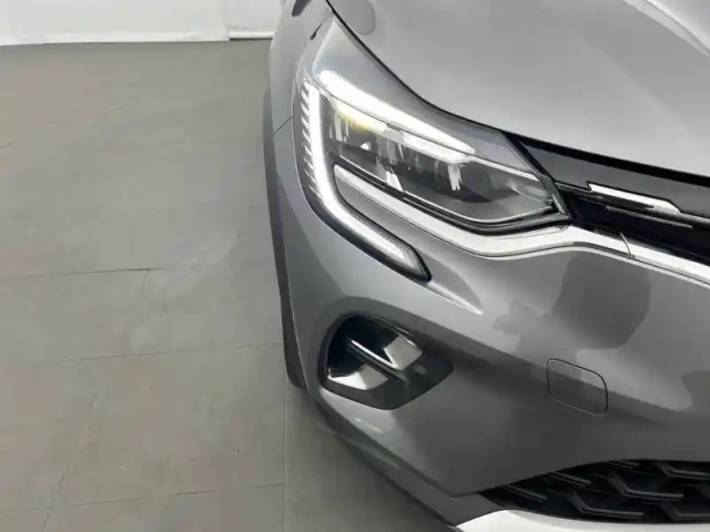 Renault Captur blue dci 115 edc — photo 36