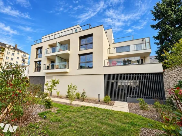 Appartement 4 pièces 100 m²