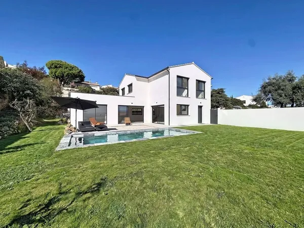 Villa 6 pièces 183 m²