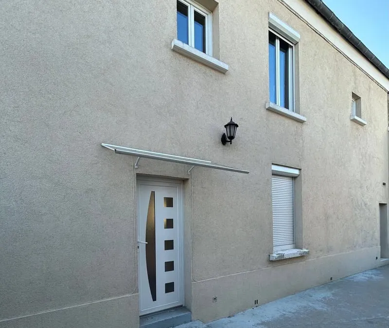 Photo 1