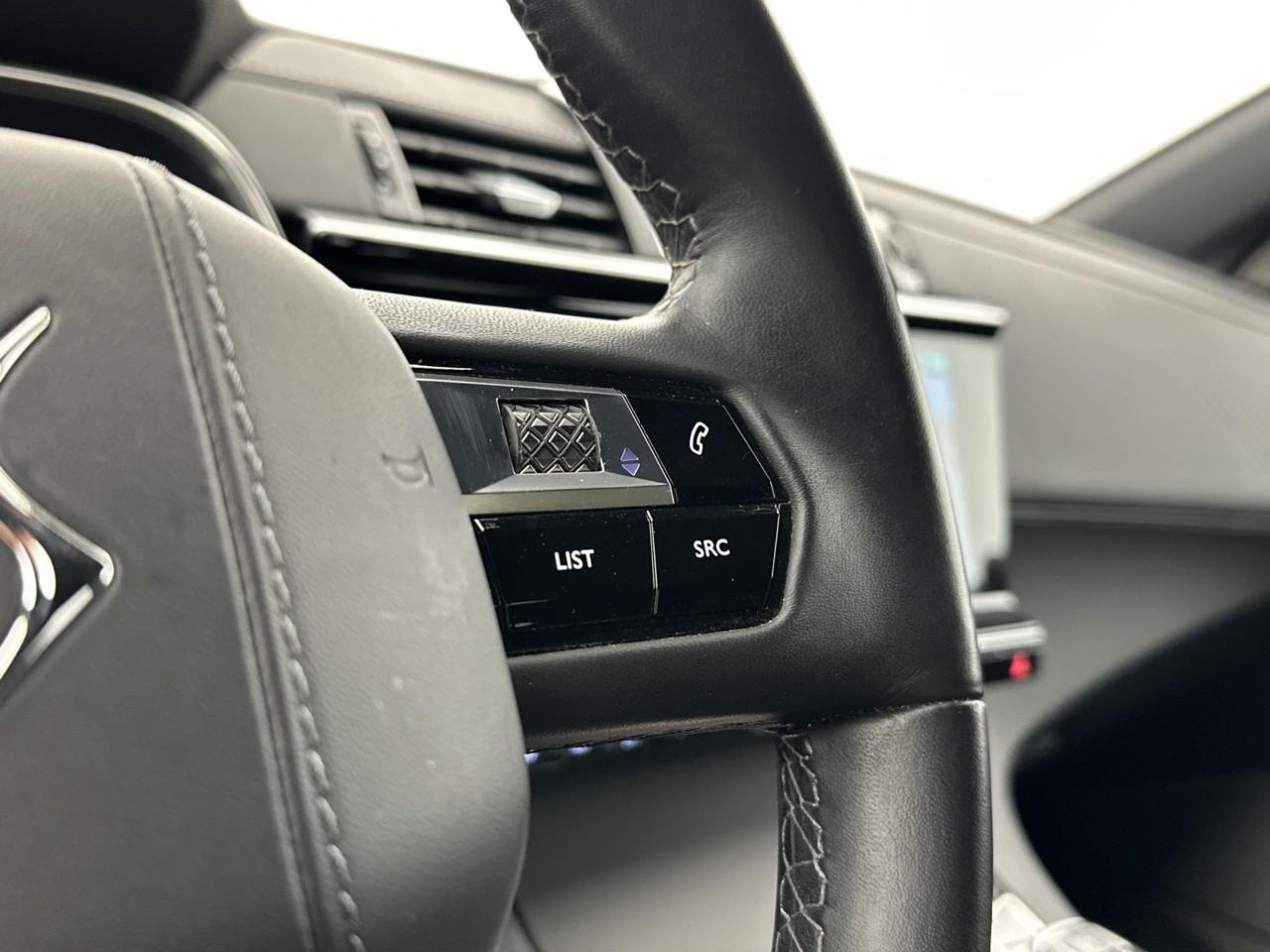 Ds Ds 7 crossback hybride rechargeable e-tense 360 eat8 4x4 la premi — photo 18