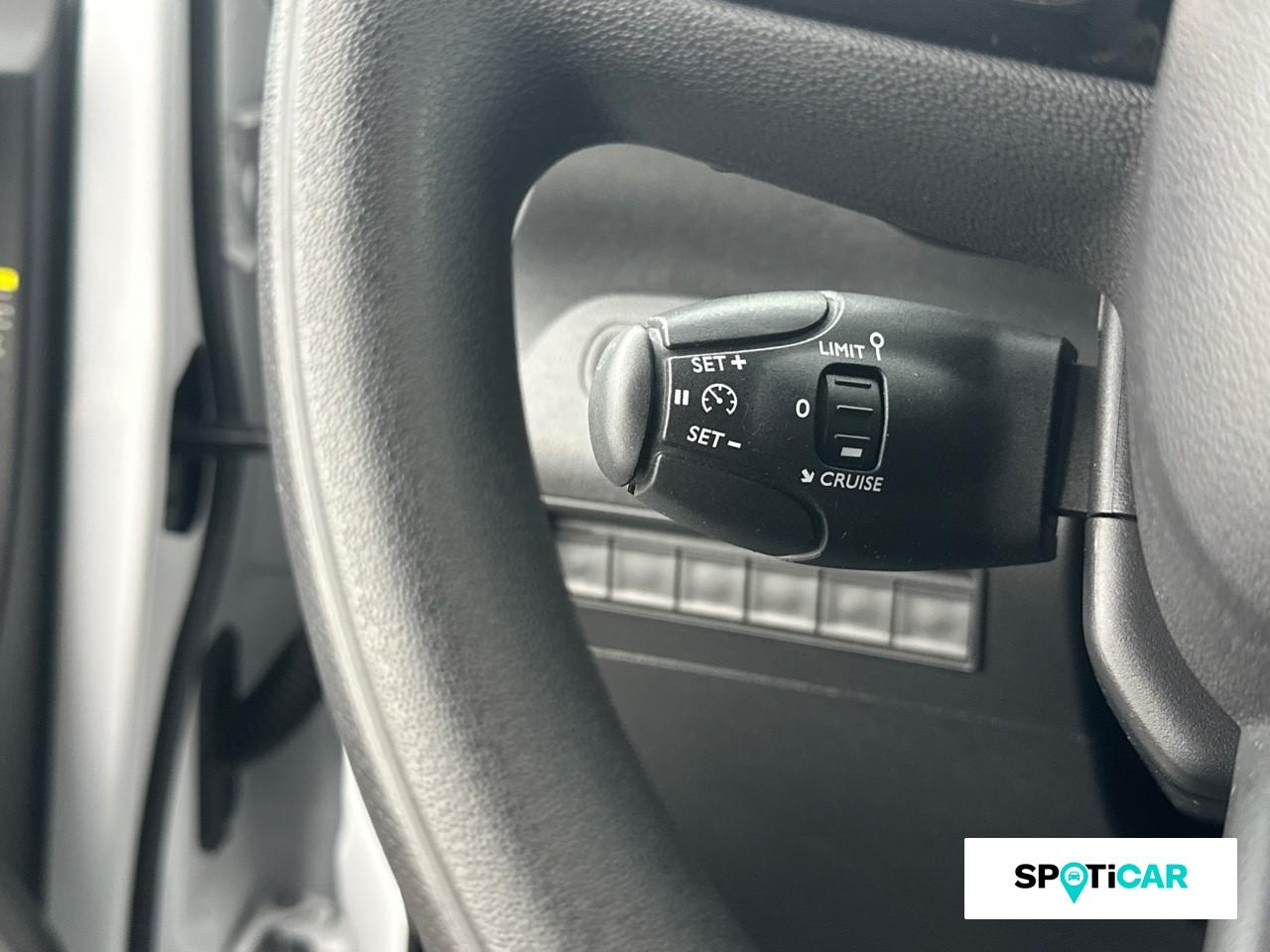 Citroën Berlingo fourgon van xl 950 blue hdi 130 — photo 17