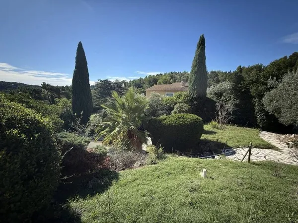 Villa 5 pièces 165 m²