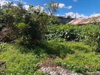 Terrain de 366 m² Le Tampon