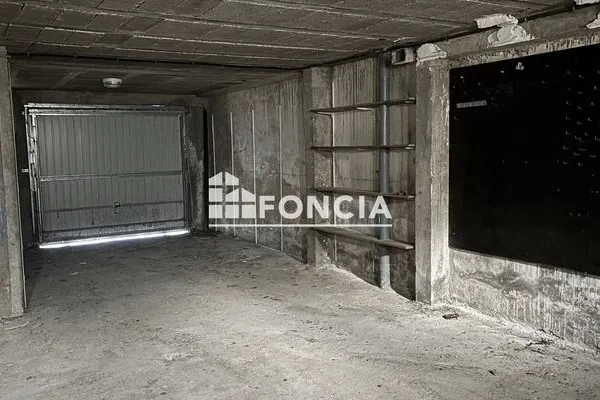Parking 40 m²