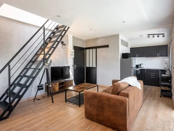Maison avec 3 appartements - renta 7%